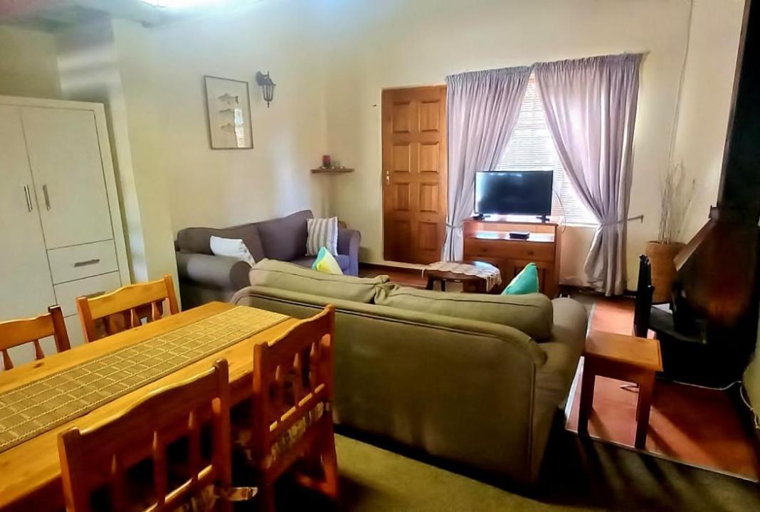 Villa Moria Peace Cottage Dullstroom Esterno foto