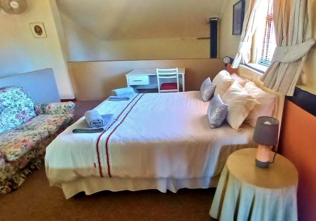 Villa Moria Peace Cottage Dullstroom Esterno foto